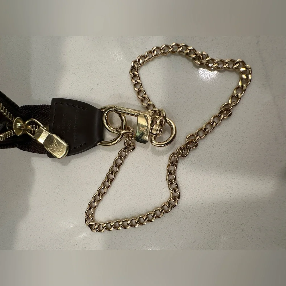 Louis Vuitton Mini Pochette Accessories in Damier Ebene - Picture 6 of 17